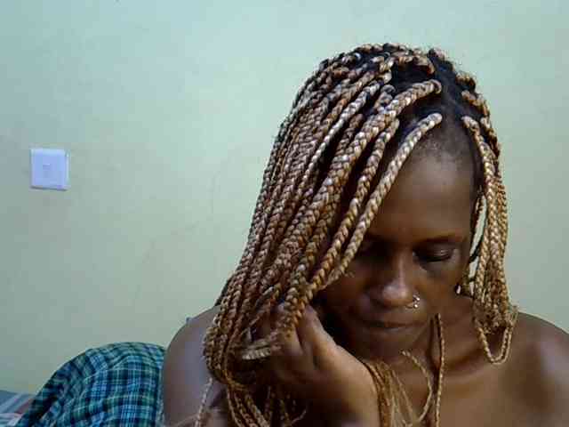 Curvy-goddessa webcam