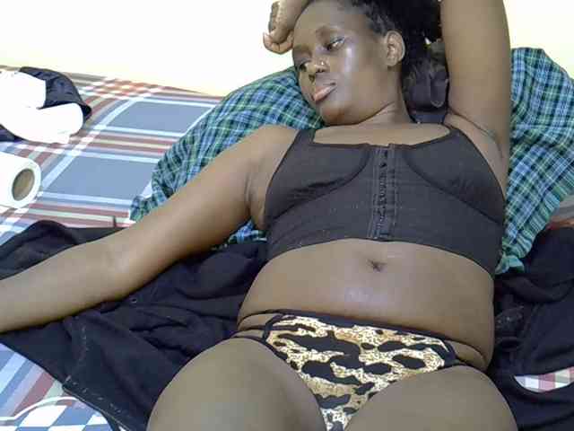Curvy-goddessa webcam
