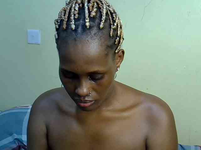 Curvy-goddessa webcam