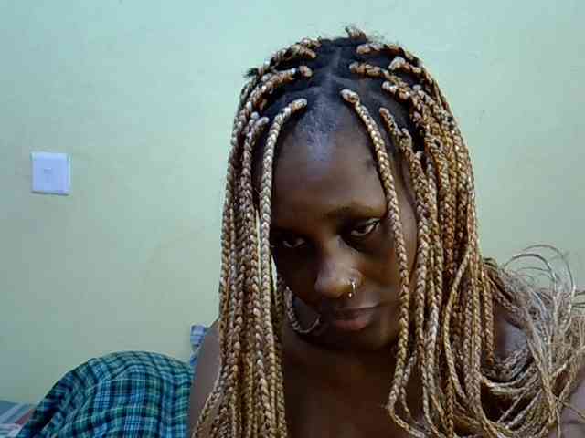 Curvy-goddessa webcam