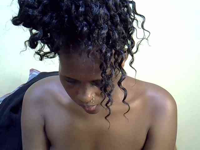 Curvy-goddessa webcam
