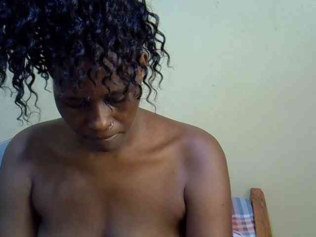 Curvy-goddessa webcam