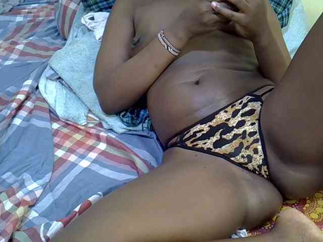 Curvy-goddessa webcam