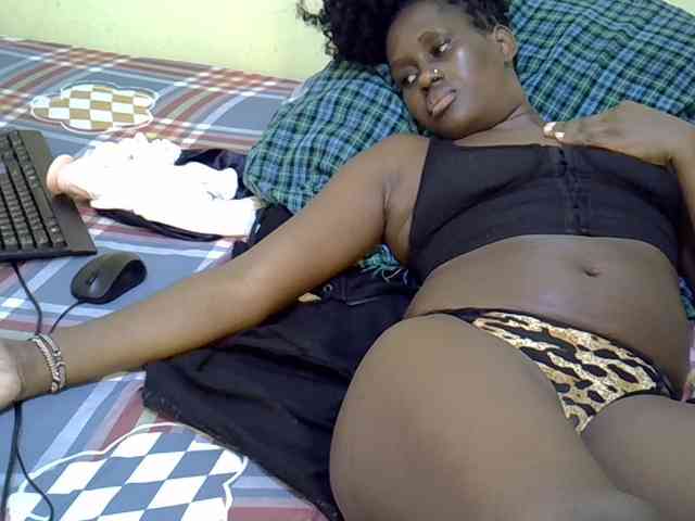 Curvy-goddessa