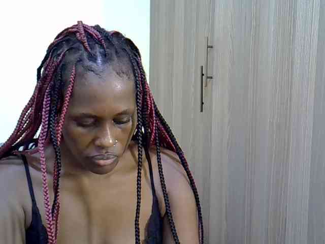 Curvy-goddessa webcam