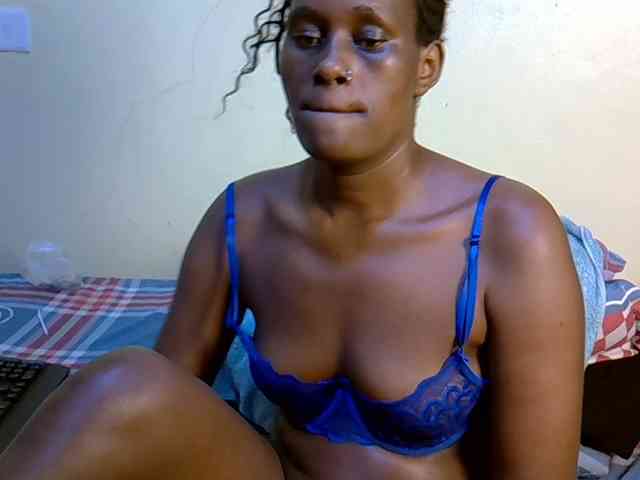 Curvy-goddessa webcam