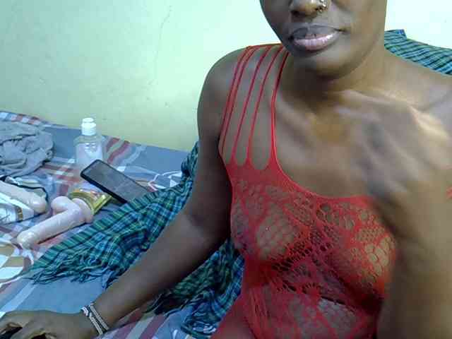 Curvy-goddessa webcam