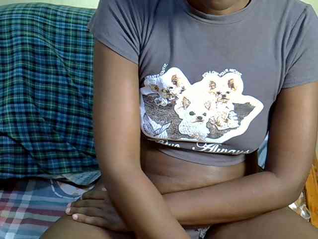 Curvy-goddessa webcam