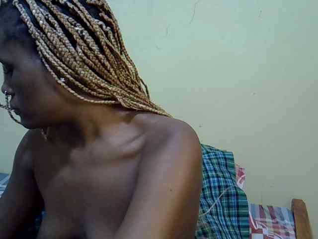 Curvy-goddessa webcam