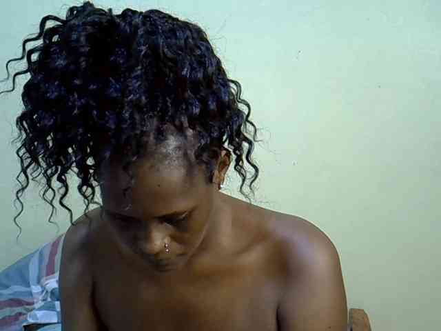 Curvy-goddessa webcam