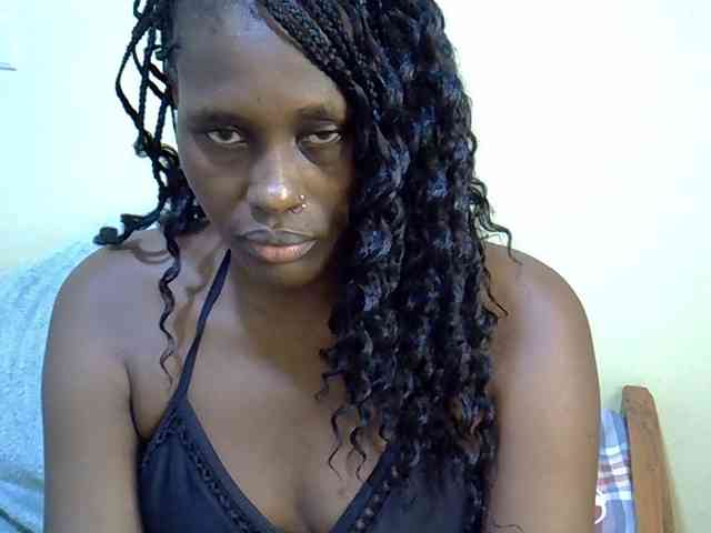 Curvy-goddessa webcam