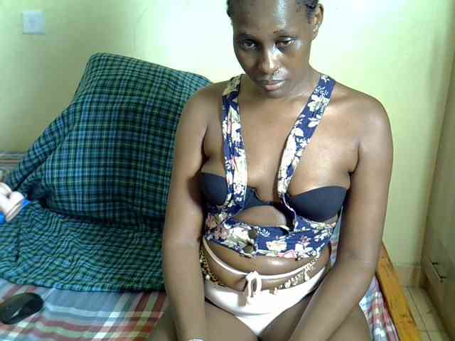 Curvy-goddessa webcam