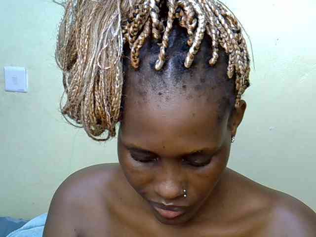 Curvy-goddessa webcam