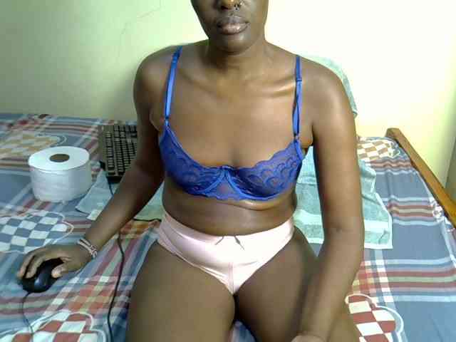 Curvy-goddessa webcam