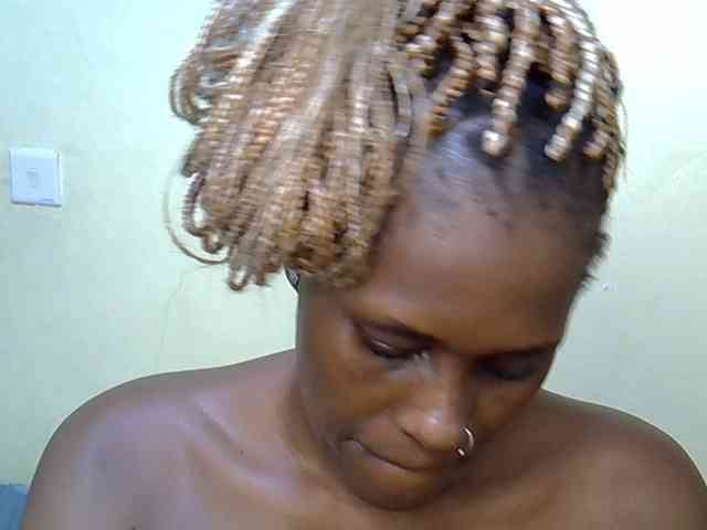 Curvy-goddessa webcam