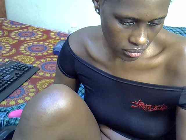 Curvy-goddessa webcam