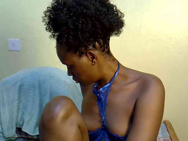 Curvy-goddessa