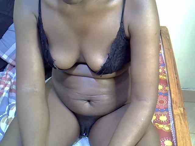 Curvy-goddessa webcam