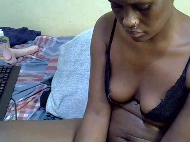 Curvy-goddessa webcam