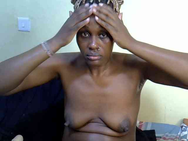 Curvy-goddessa webcam