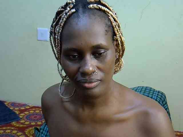 Curvy-goddessa webcam