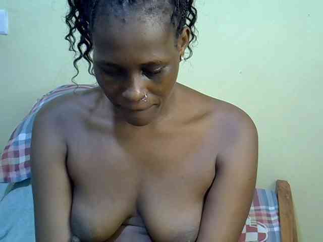 Curvy-goddessa webcam