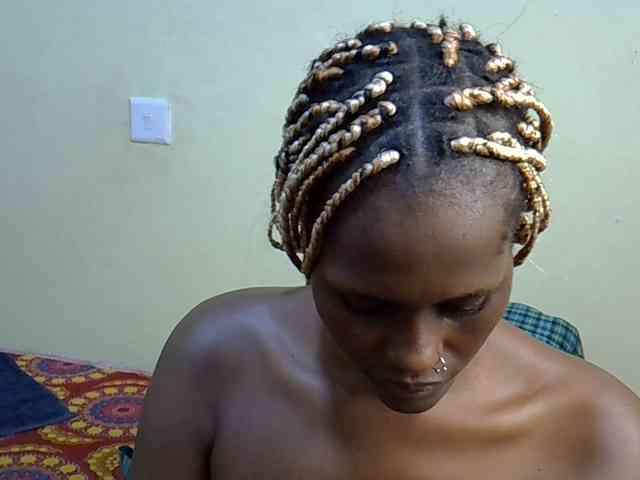 Curvy-goddessa webcam