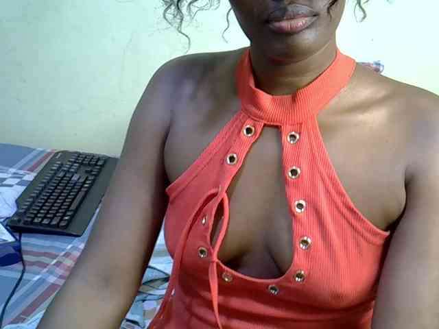 Curvy-goddessa webcam