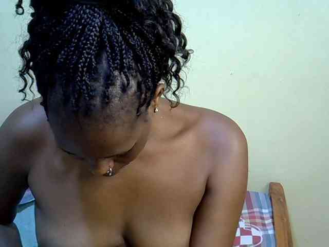 Curvy-goddessa webcam