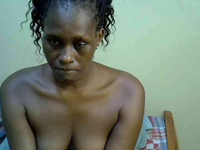 Curvy-goddessa webcam
