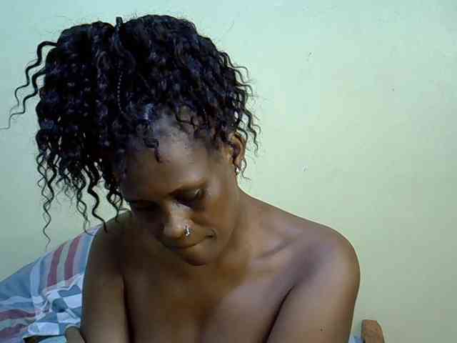 Curvy-goddessa webcam