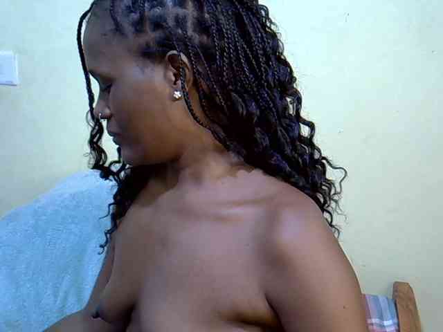 Curvy-goddessa webcam