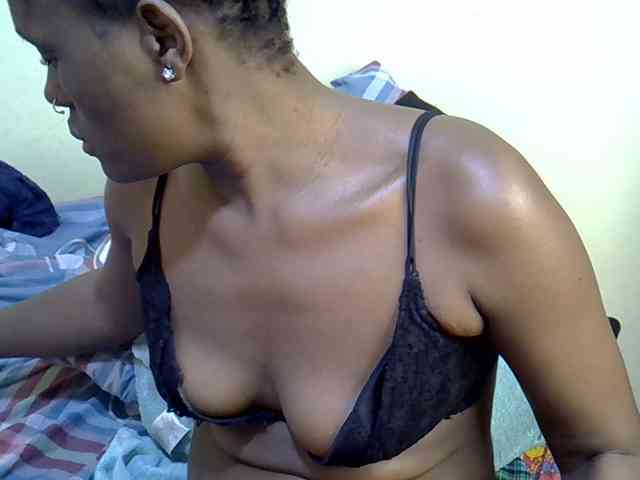 Curvy-goddessa webcam