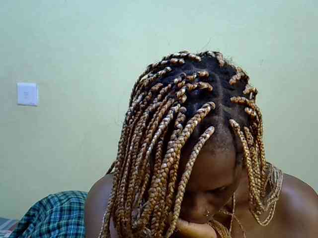 Curvy-goddessa Live Webcam on BongaCams