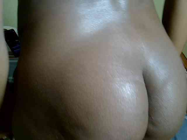 Curvy-goddessa Curvy-goddessa