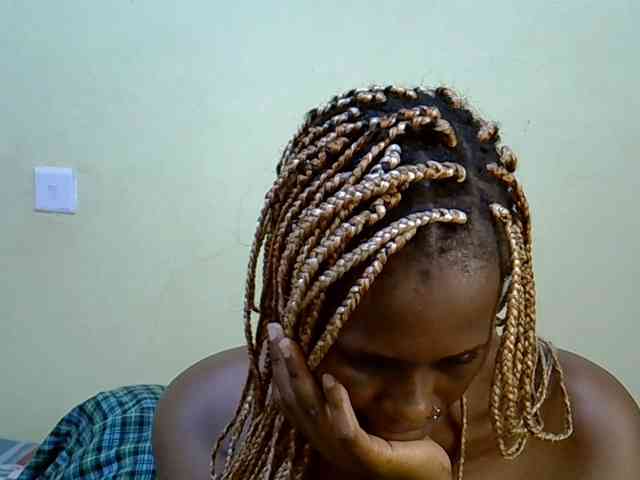 Curvy-goddessa webcam