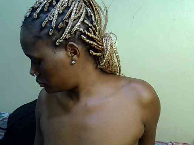 Curvy-goddessa webcam