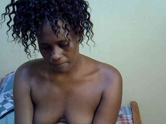 Curvy-goddessa webcam