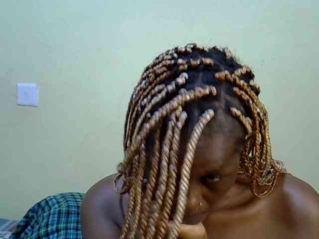 Curvy-goddessa webcam