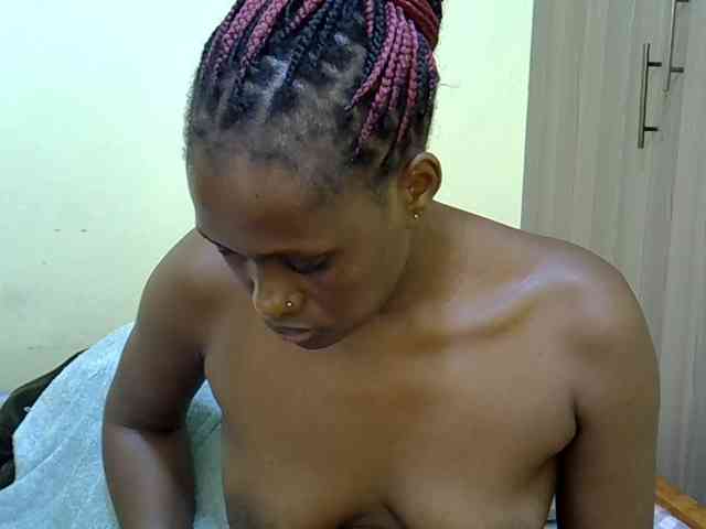 Curvy-goddessa webcam