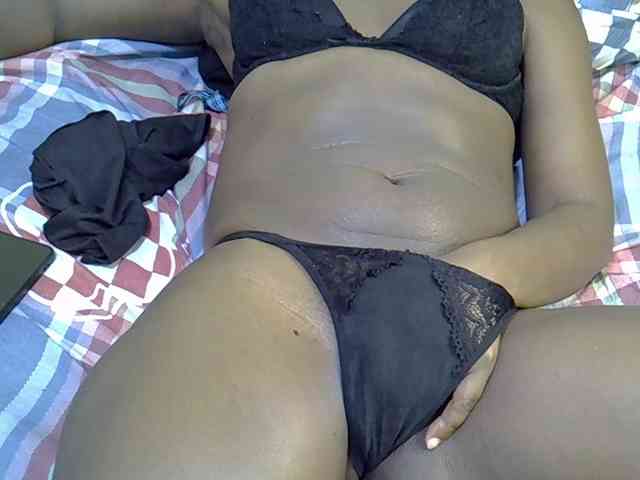 Curvy-goddessa webcam
