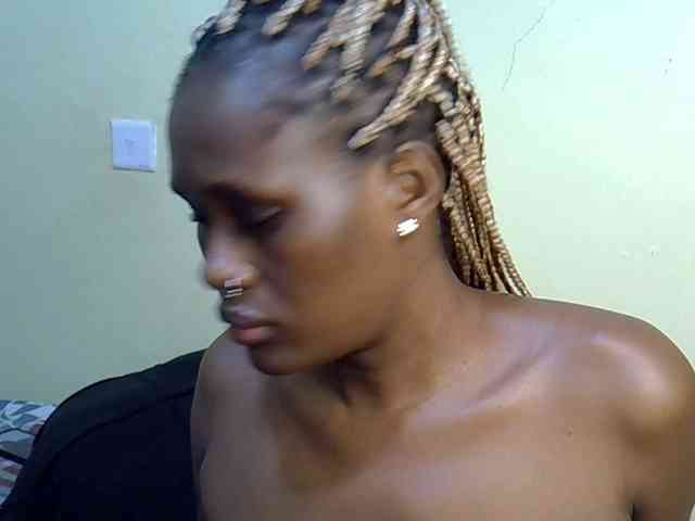 Curvy-goddessa webcam