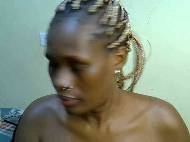 Curvy-goddessa webcam