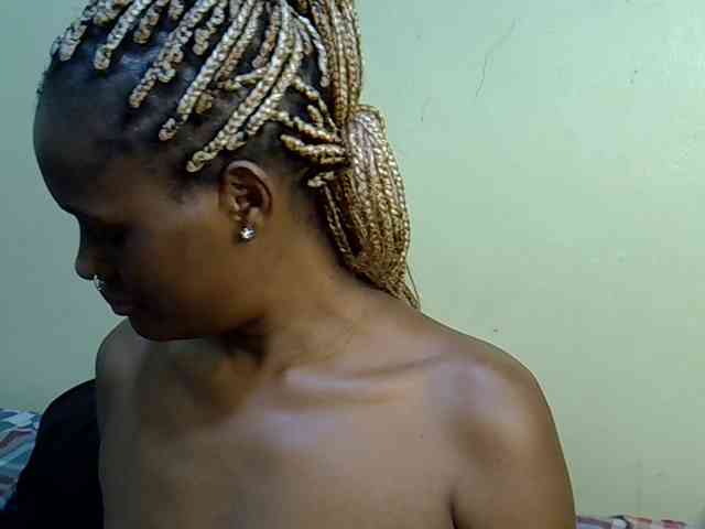 Curvy-goddessa webcam