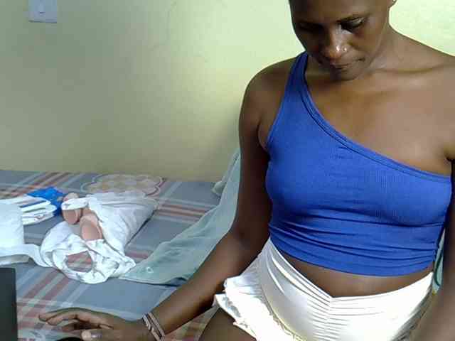 Curvy-goddessa webcam
