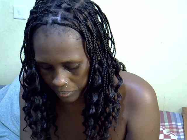Curvy-goddessa webcam