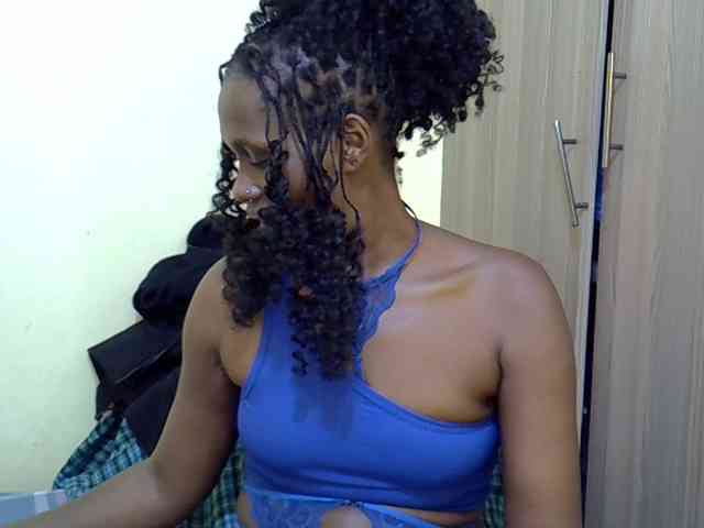 Curvy-goddessa
