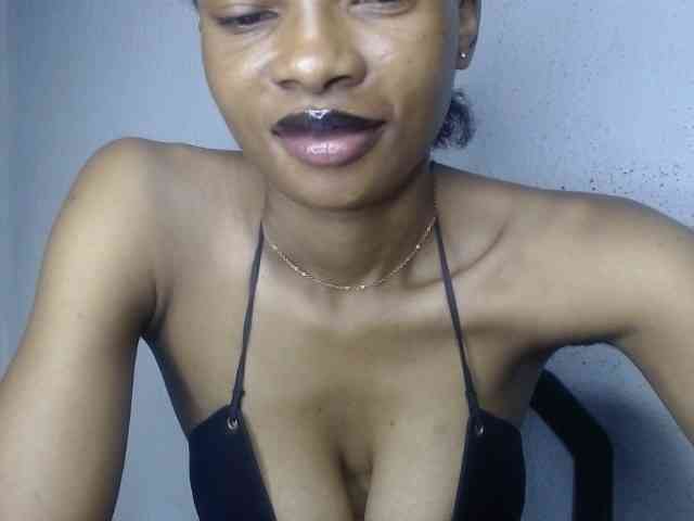 Model: Ceecee
