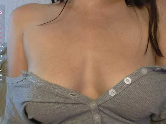 meowmeow-Mia live cam on BongaCams