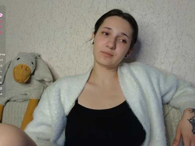 meowmeow-Mia live cam on BongaCams